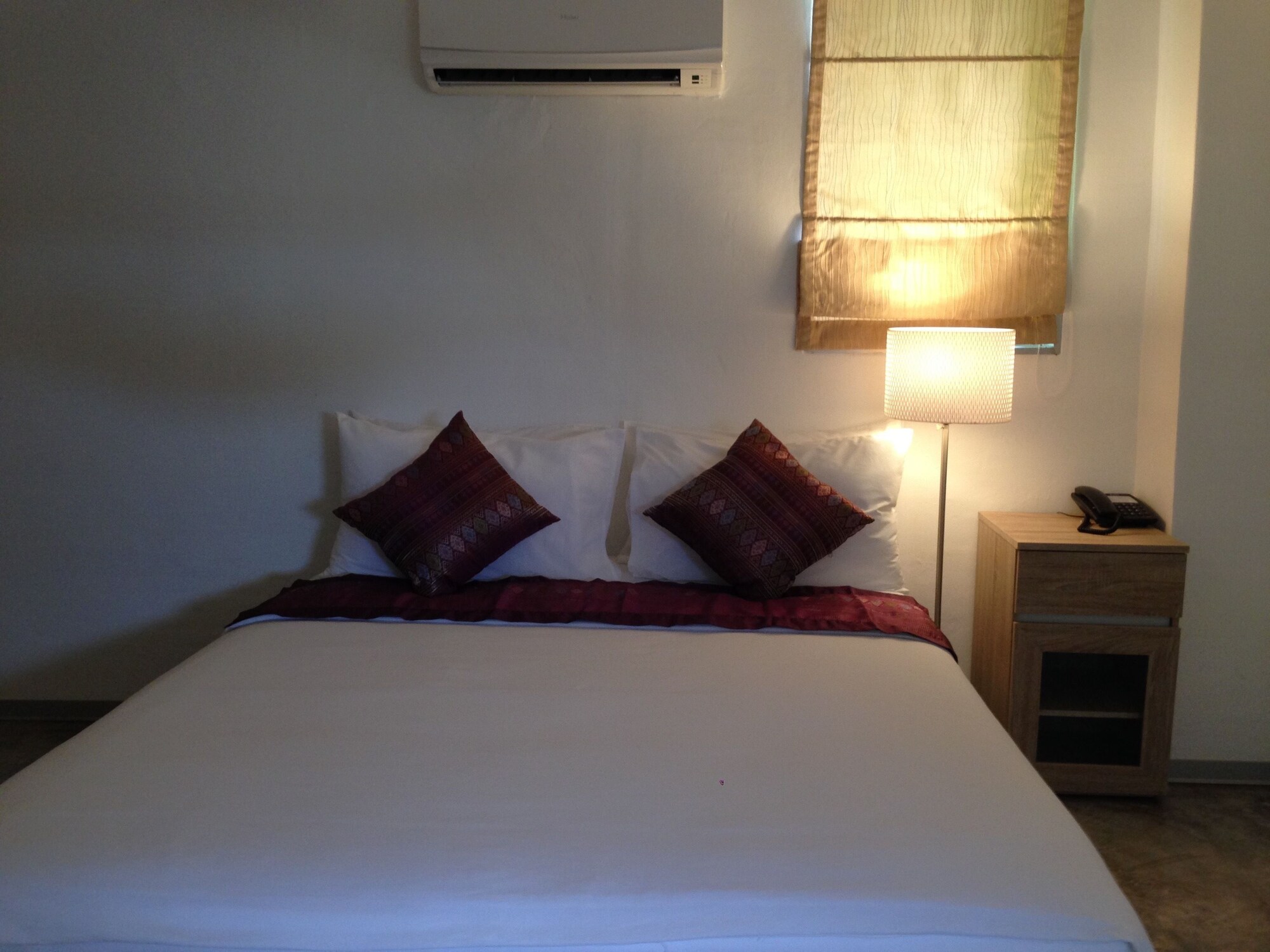 STANDARD, DOUBLE BED