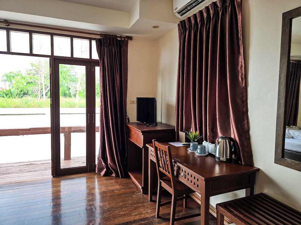 Baan Tai Had Resort and Water Sports 31/50