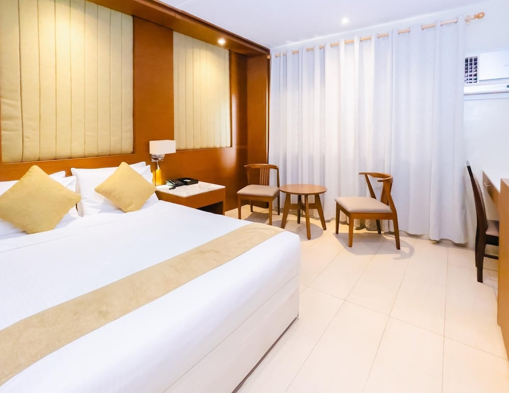Dumaguete Royal Suite Inn 7/50