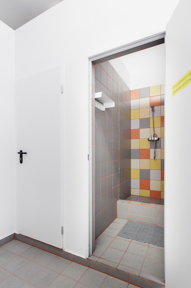 Avenue Hostel 19/50