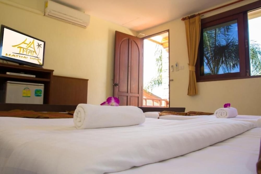 Hathai House Resort 12/48