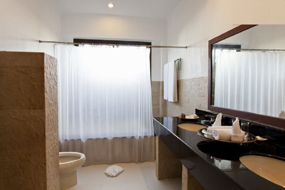 Himmaphan Phuket 28/30