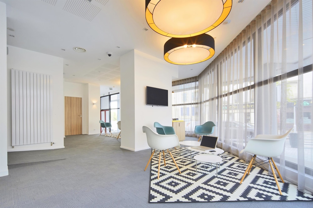 KYRIAD BREST CENTRE 33/44