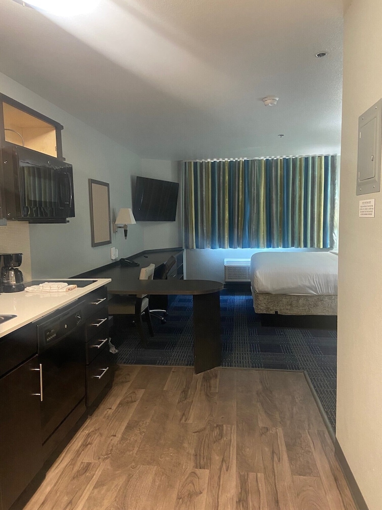 Extended Studio Hotel Ontario 21/36
