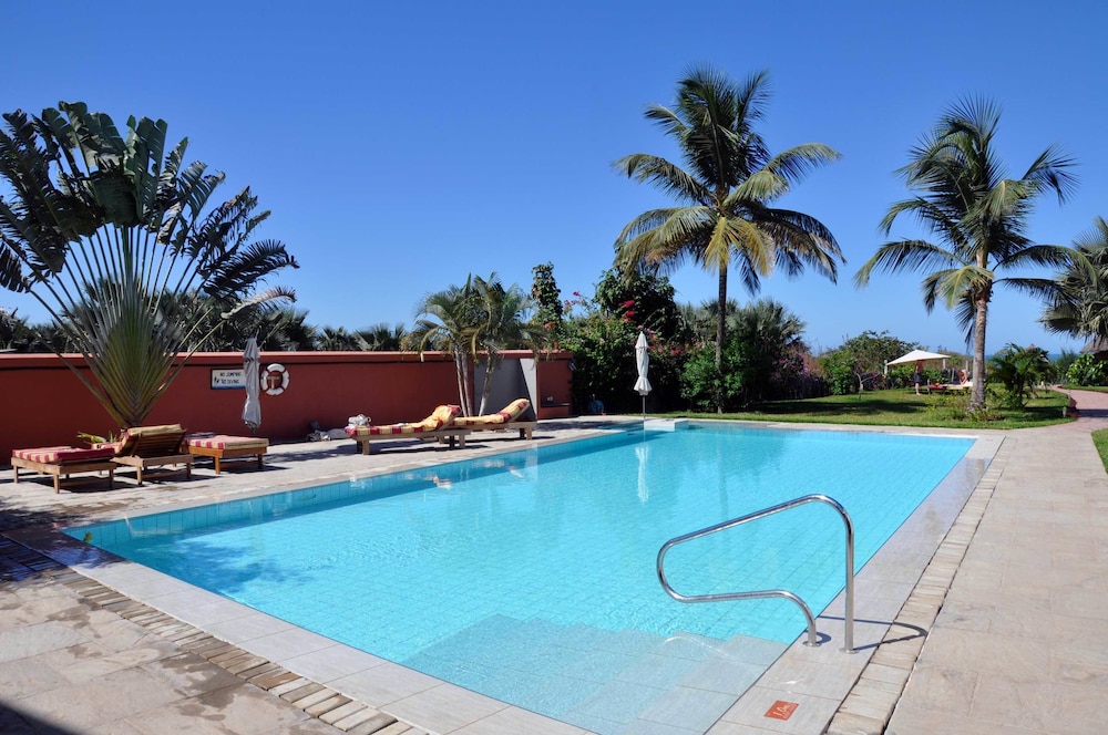 Leo S Beach Hotel Restaurant Adults Only 9/39