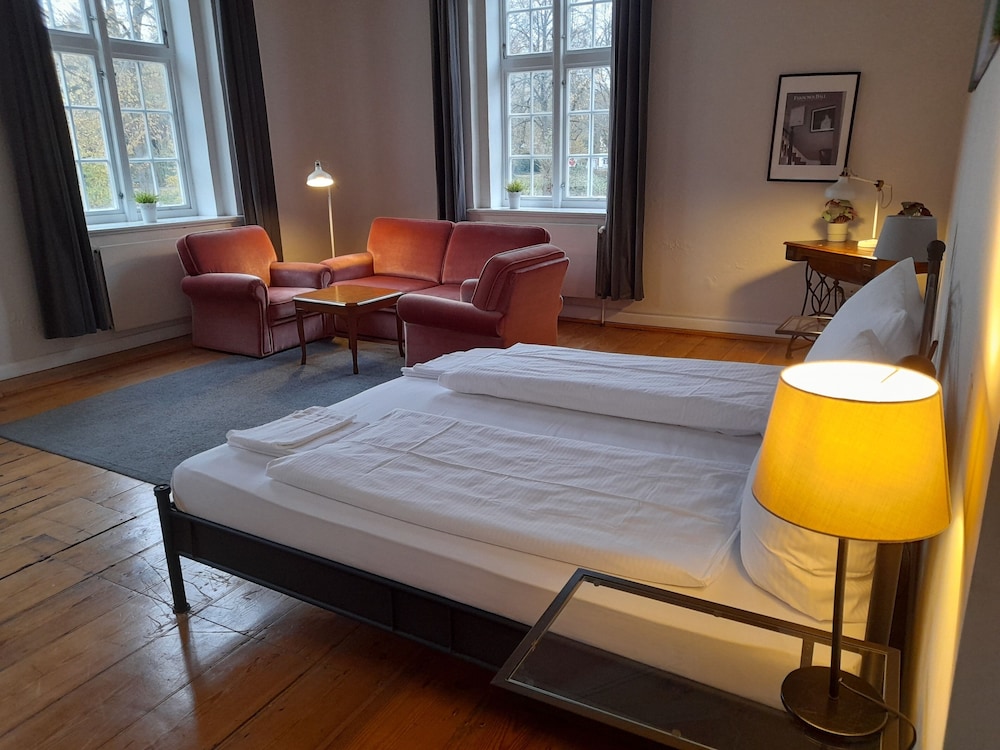 Hotel Pelli Hof Rendsburg By Tulip Inn 12/33