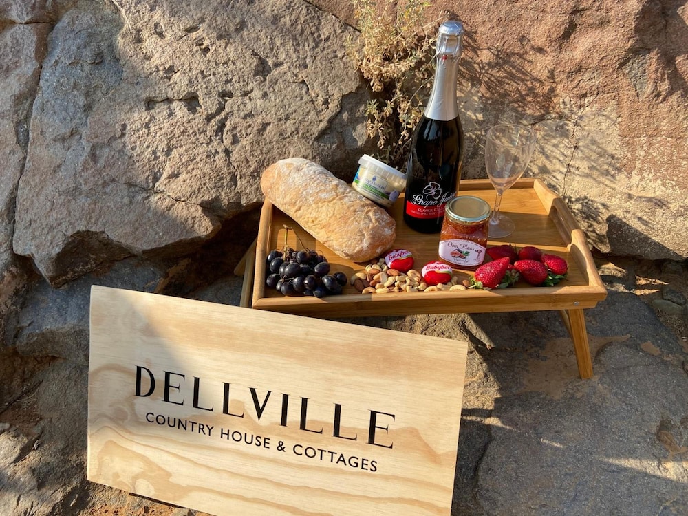 Dellville Country House & Cottages 16/50
