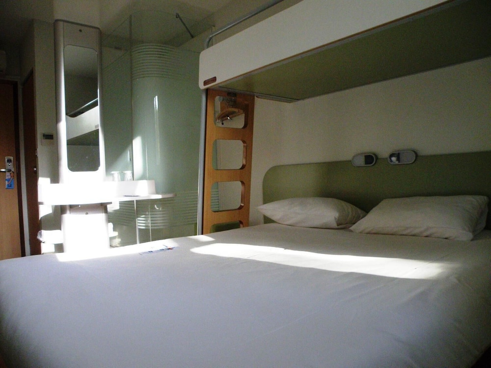 Ibis Budget Montauban Les Chaumes 45/73