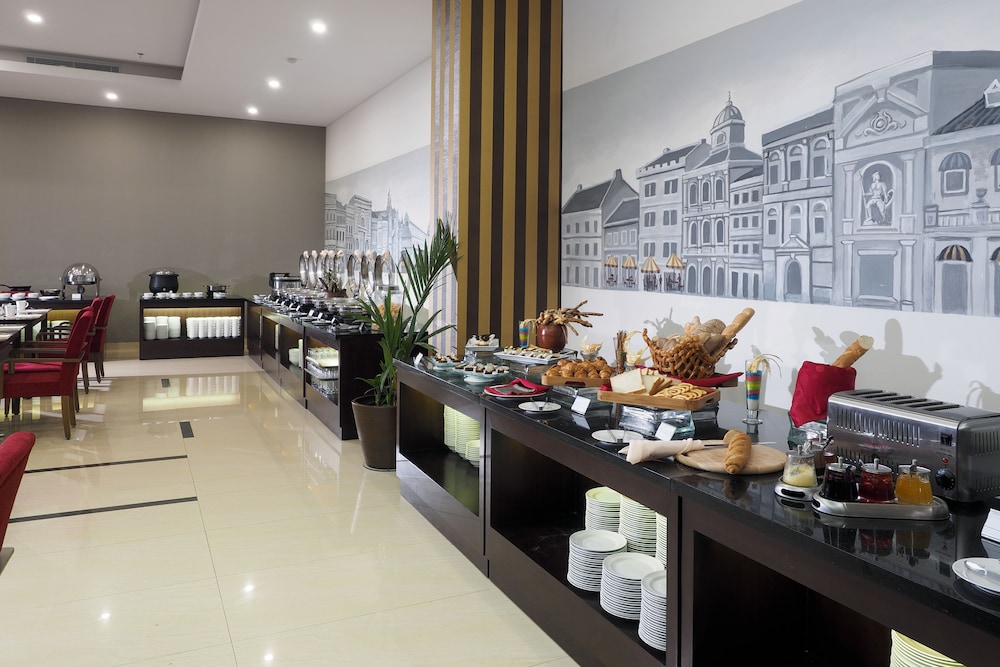 d'primahotel Kualanamu 42/48