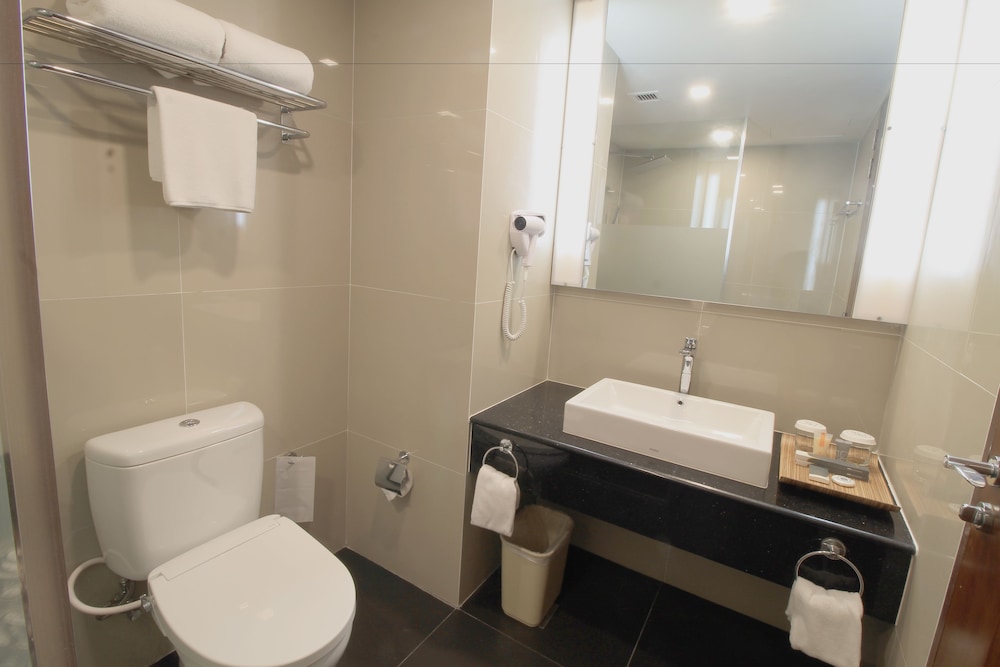 Nirwana Resort Hotel 25/74