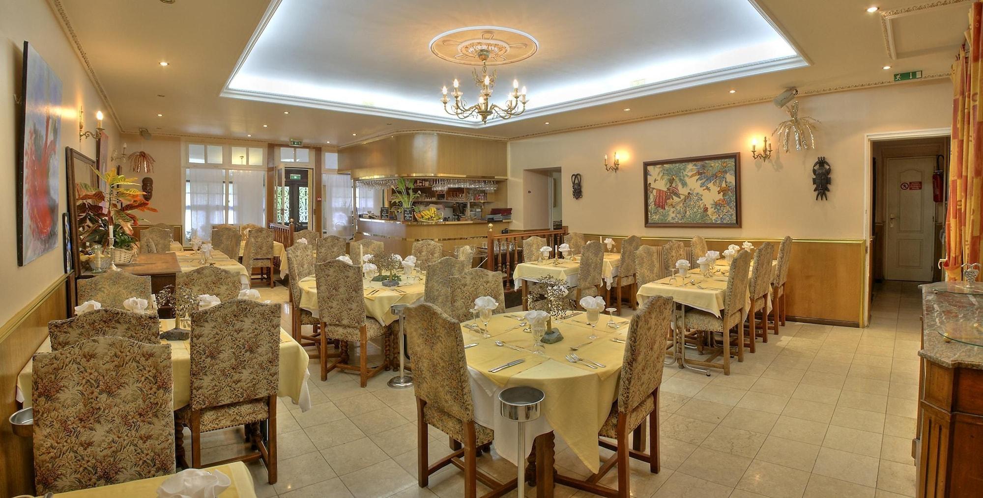 Auberge Des Ecluses 18/27