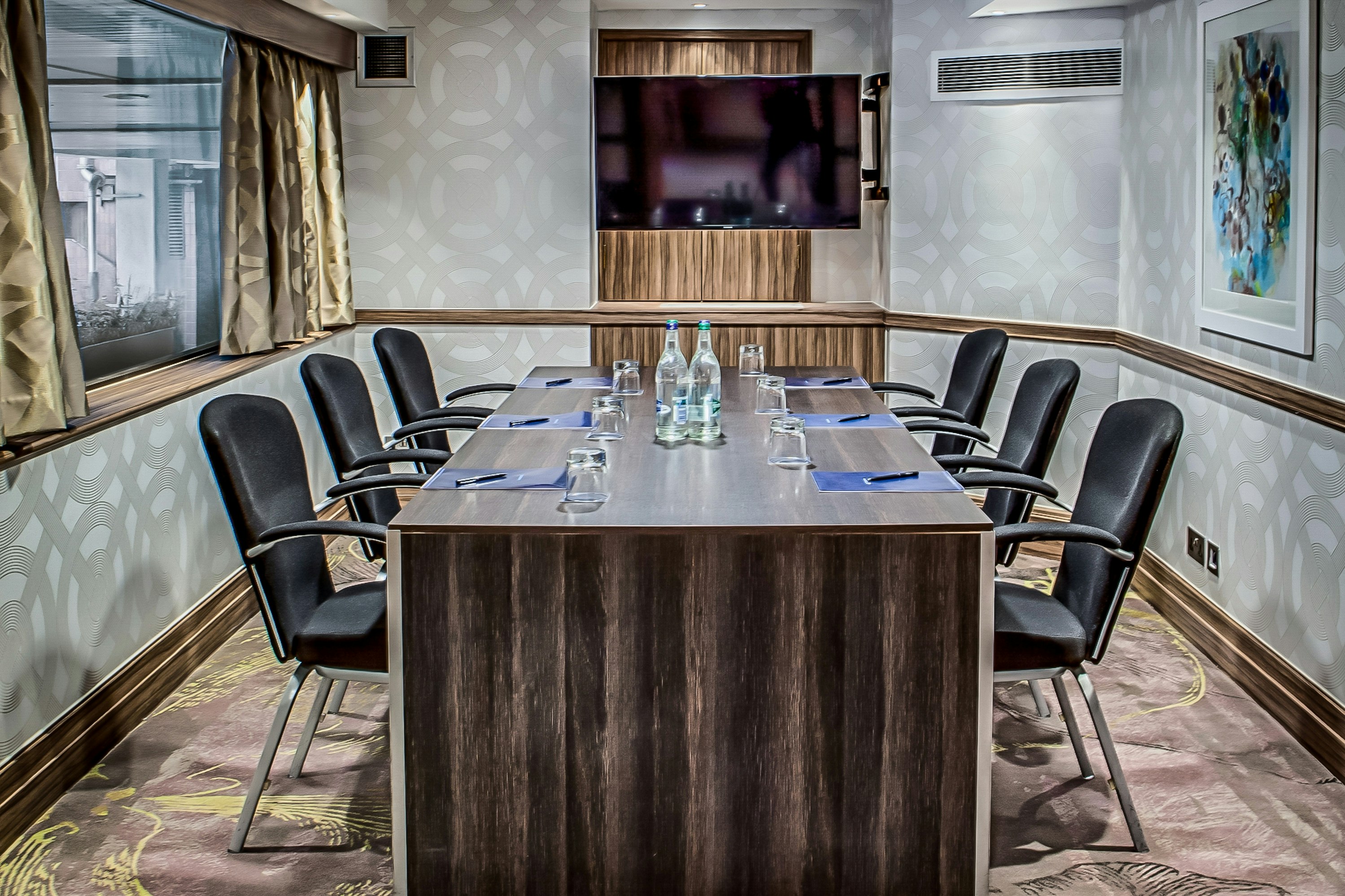 Hilton London Kensington 72/80