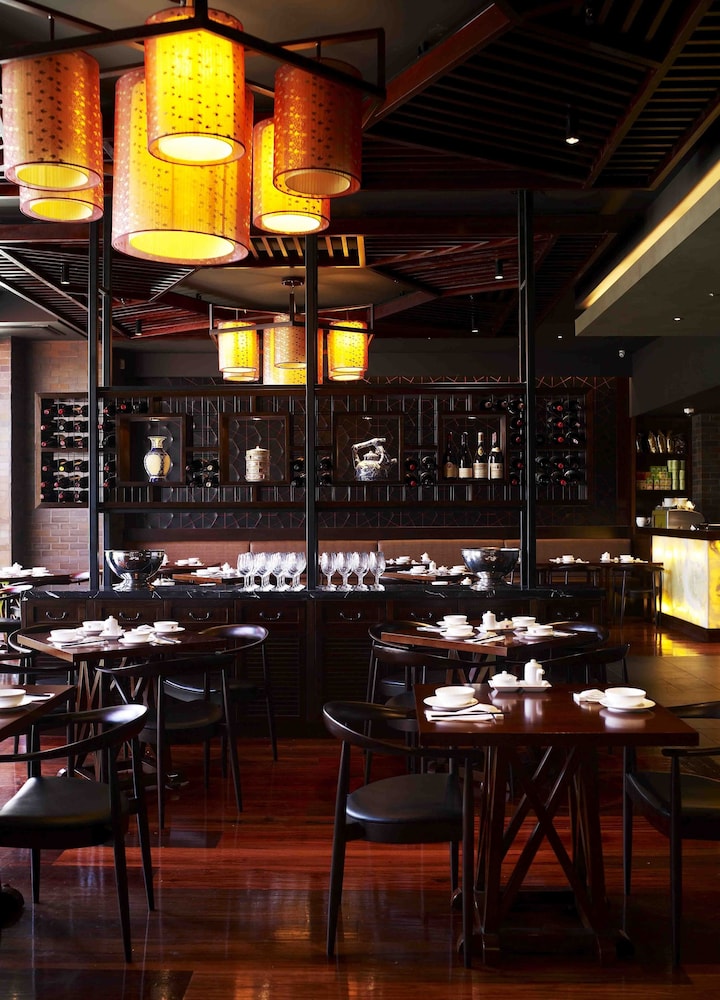 The Cullen Melbourne - Art Series 45/56