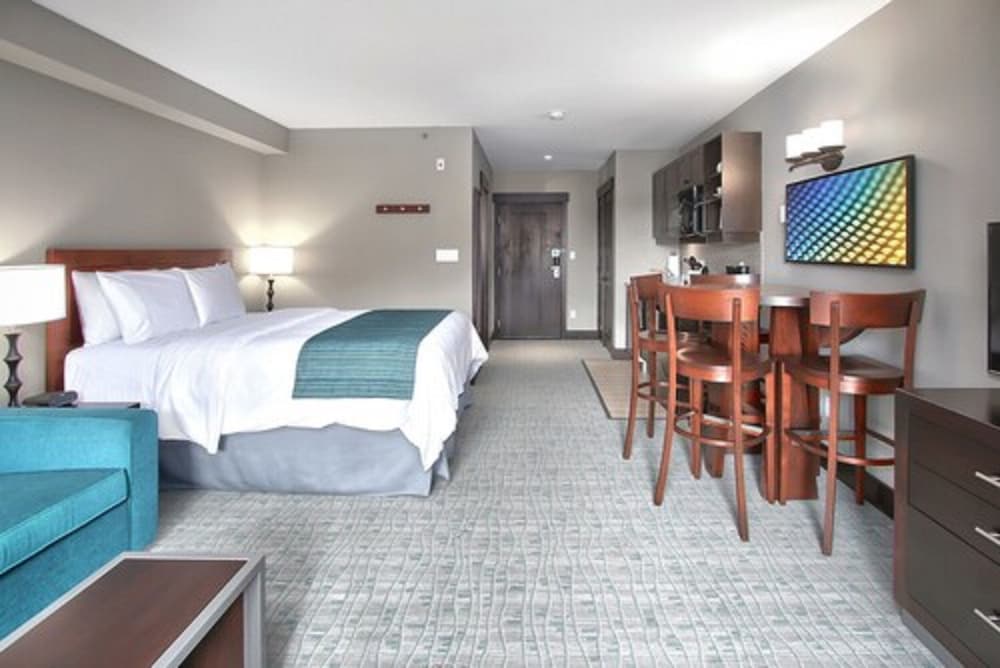 Blue Mountain Resort Mosaic Suites 15/50