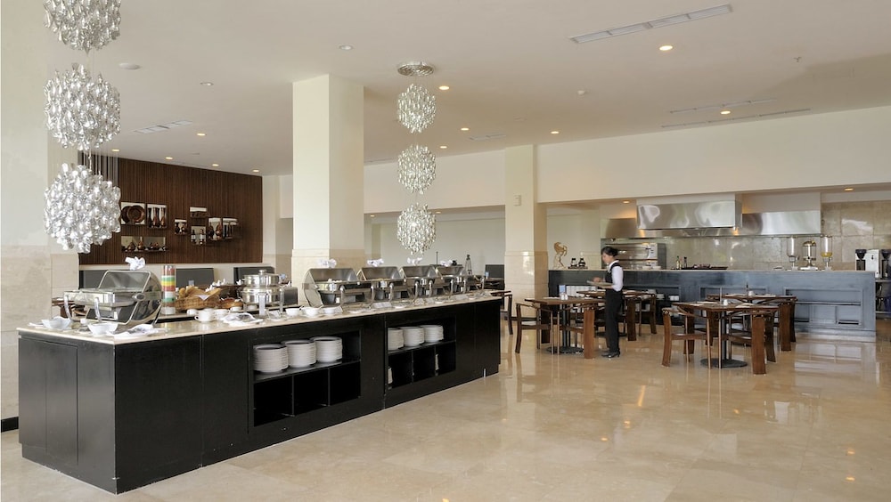 Sintesa Peninsula Hotel 49/60