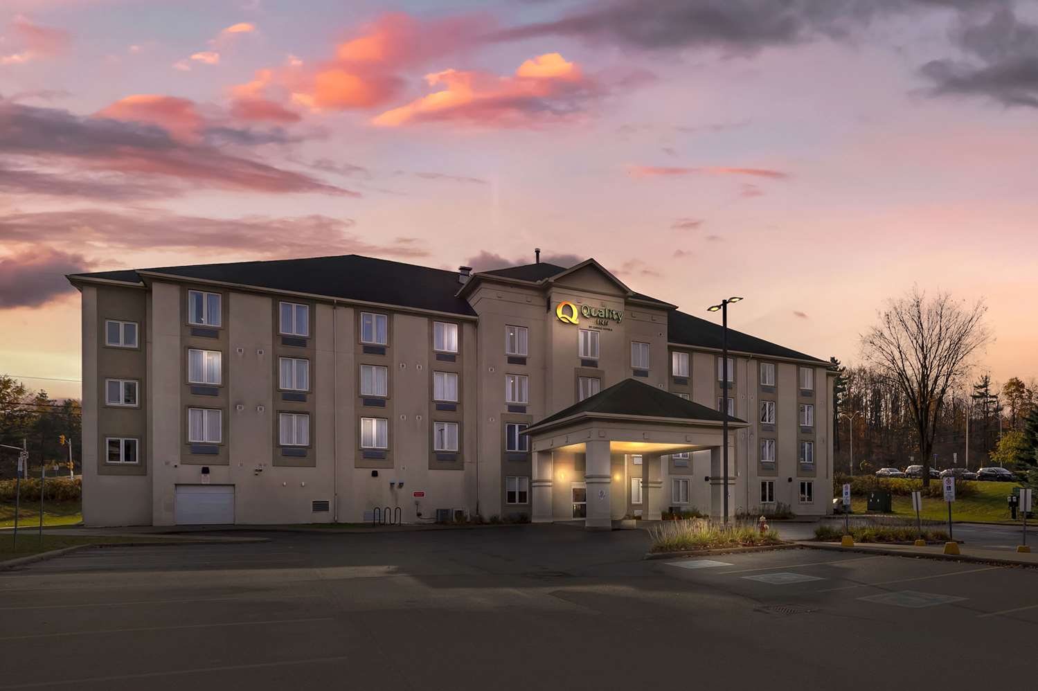 Quality Inn Orleans, ON photo3