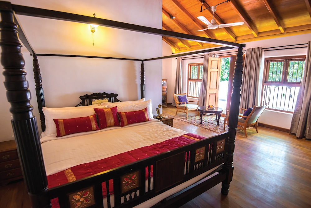 Svatma - A Luxury Heritage Resort 8/77