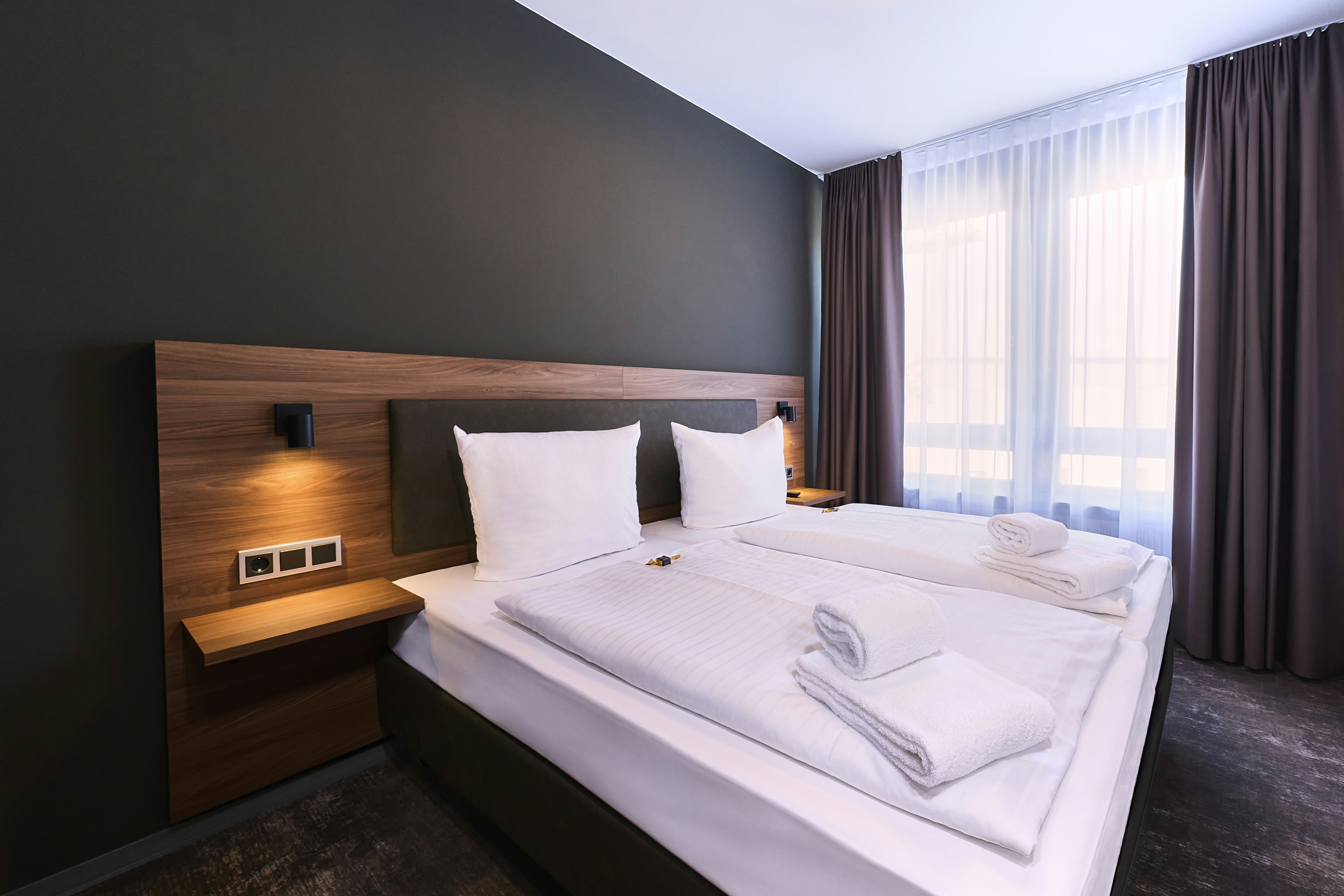 Deluxe, Double Bed, Sofa, Living Area