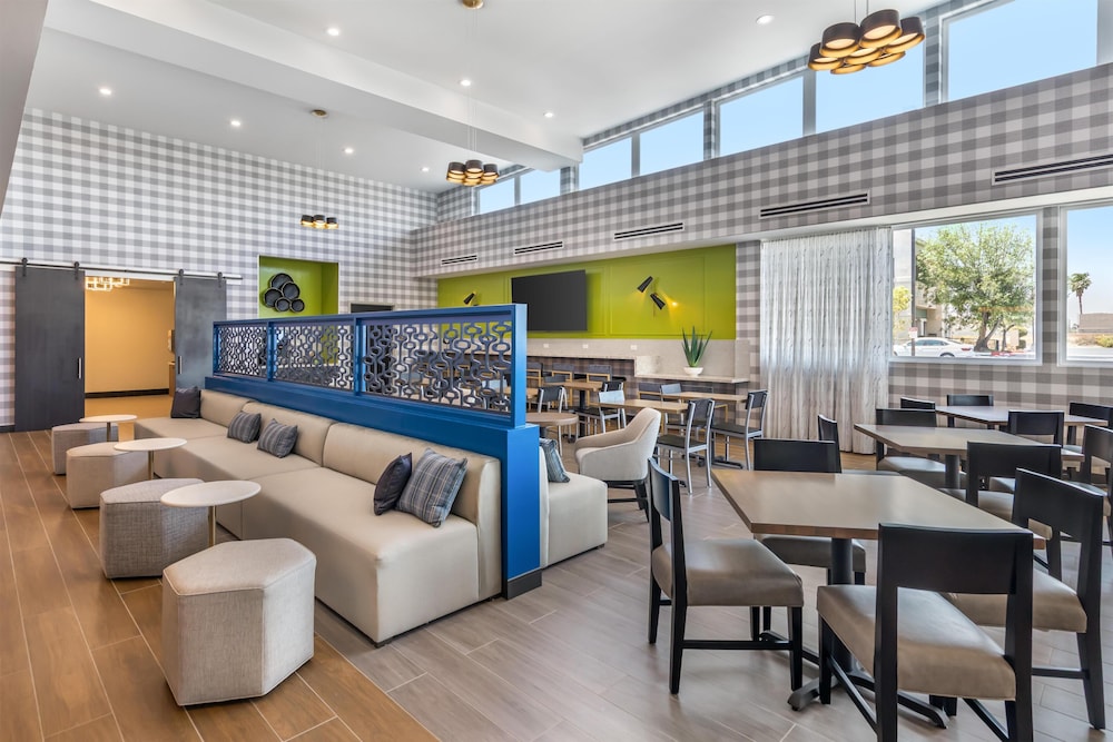 Best Western Plus Rialto 29/43