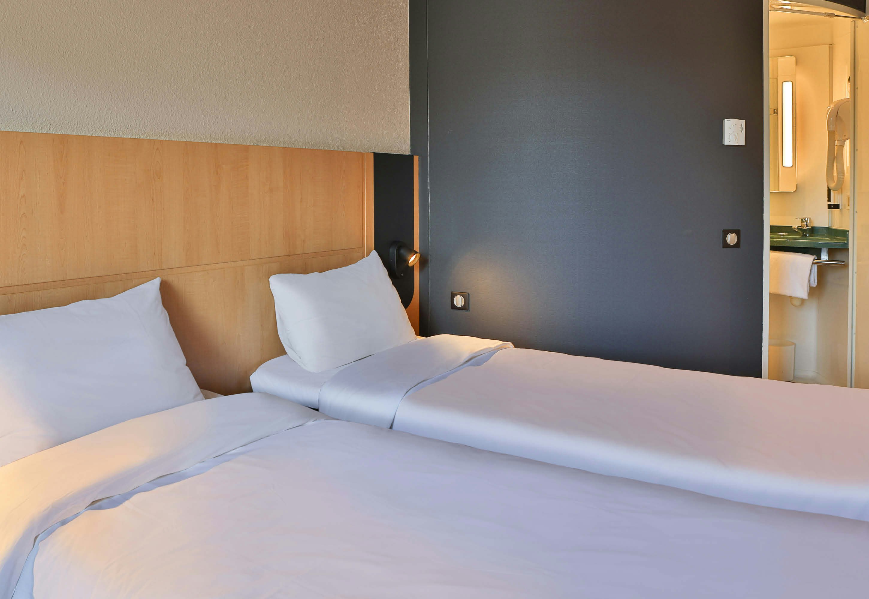 B&B Hotel Les Sables d Olonne Centre Gare 16/36