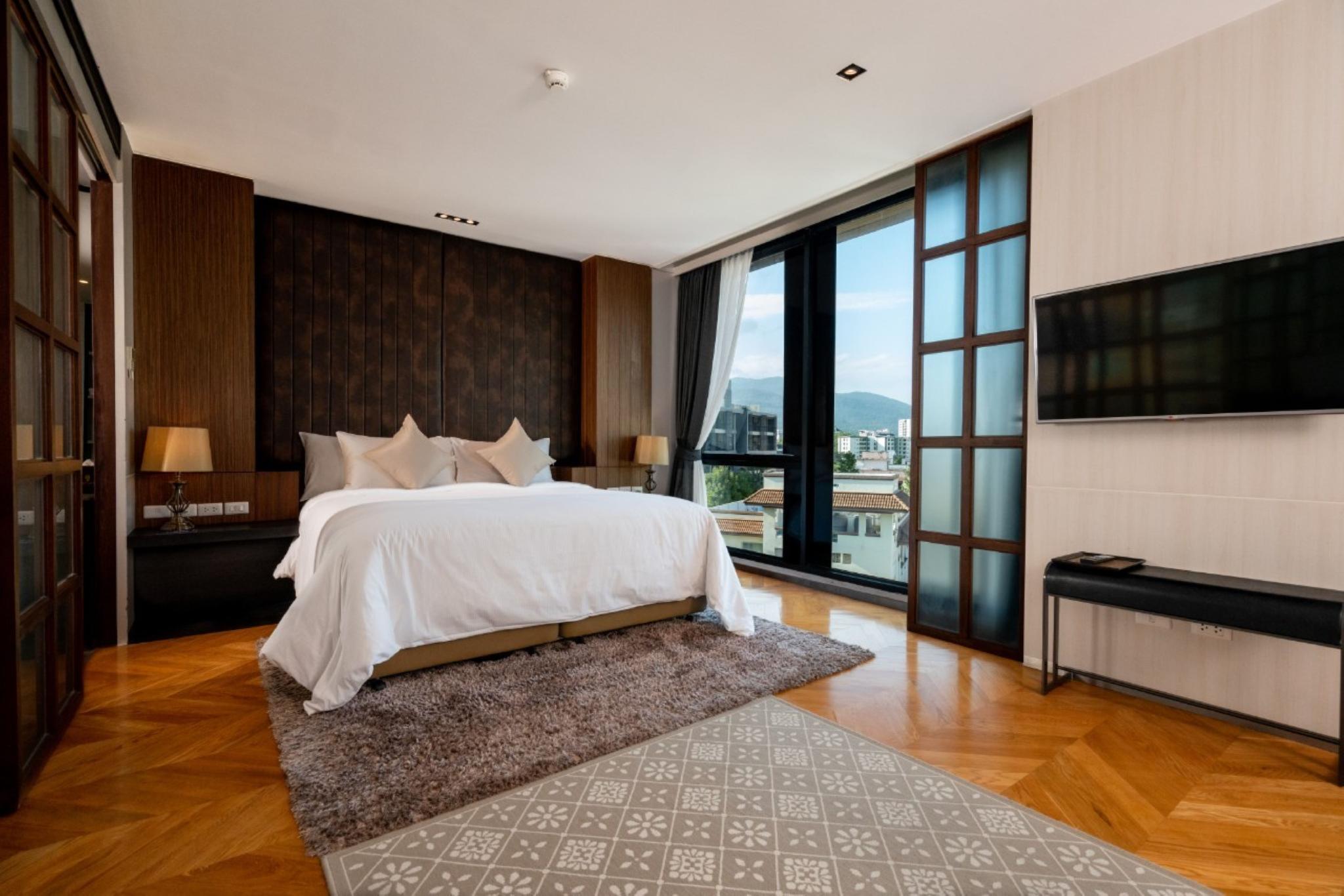 Signature, Suite, Garden View