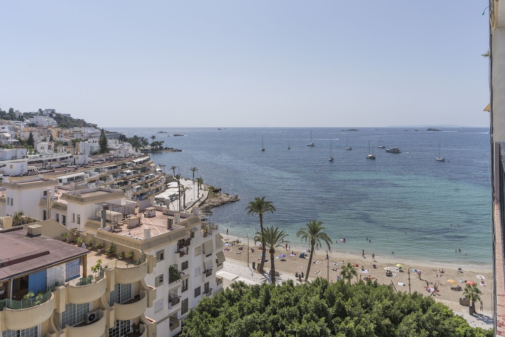 Suncoast Ibiza Hotel - Adults Only 70/77