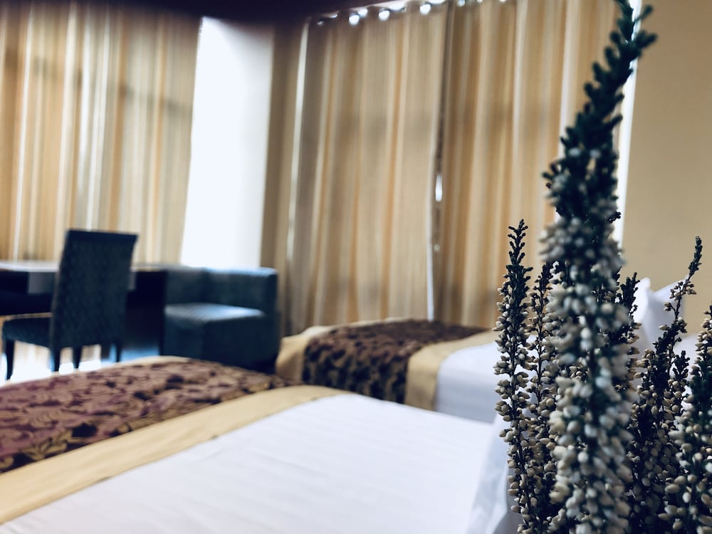 Kompleksi Arifi Hotel 15/50