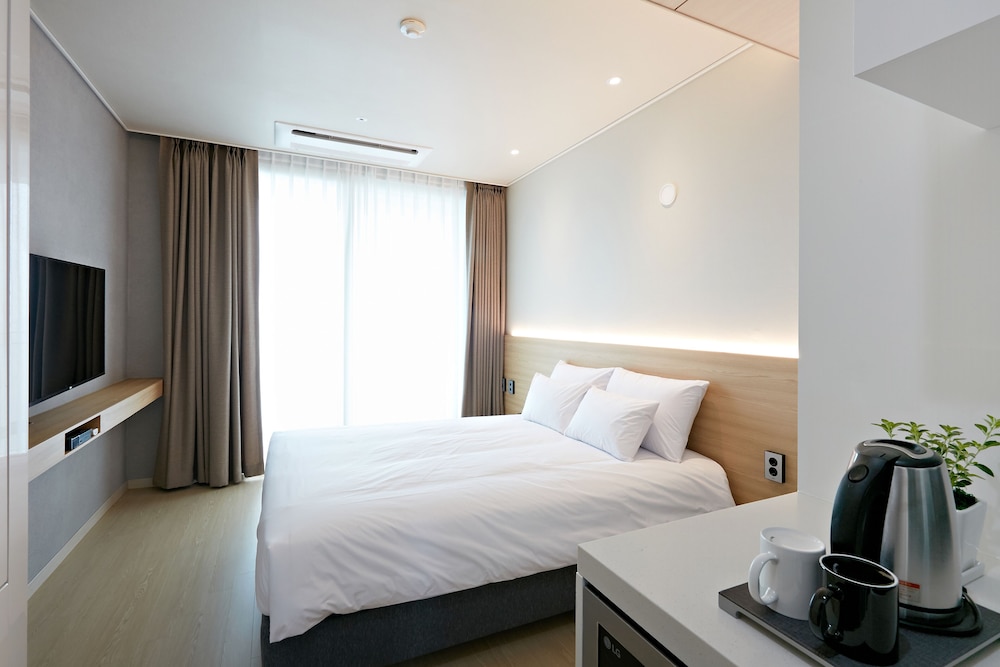 Ocean Soleview Hotel 13/57