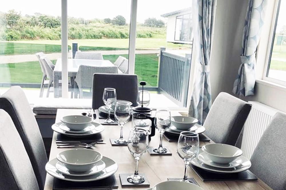 Newperran Holiday Park 38/50