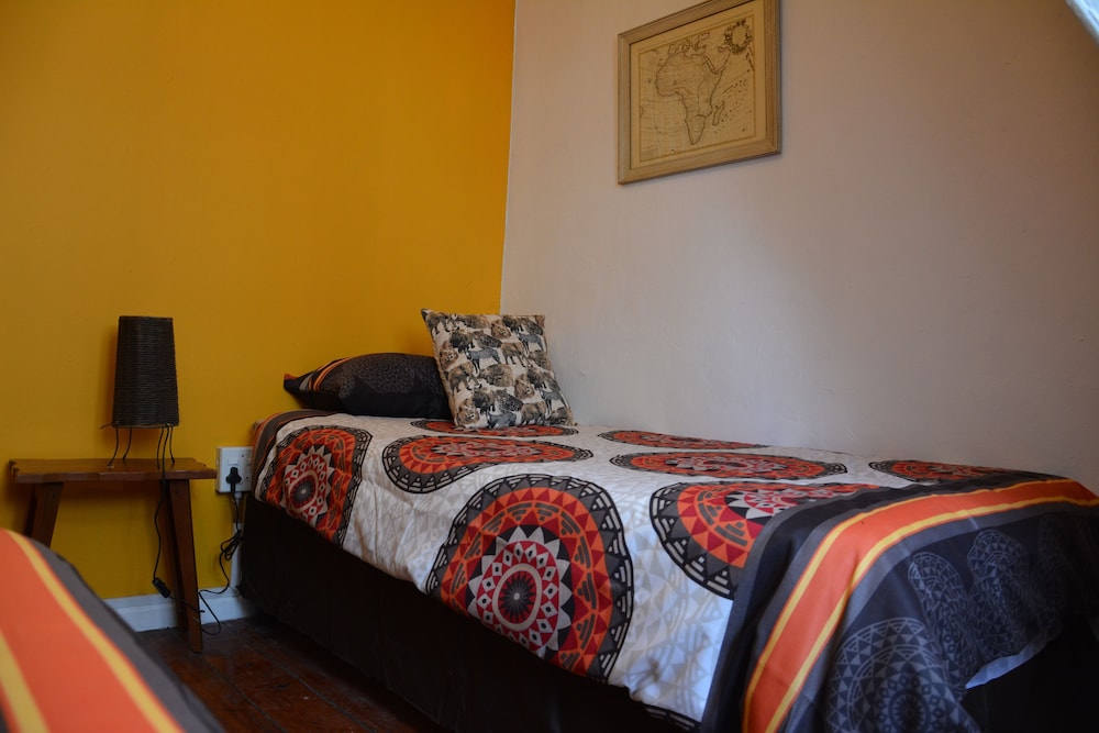 Urban Hive Backpackers 19/50