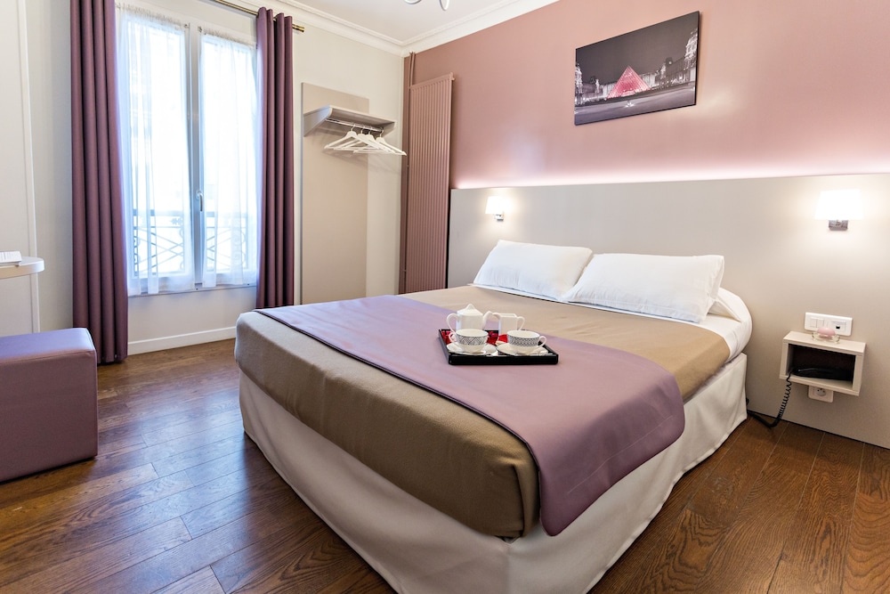 MODERN HOTEL 24/51