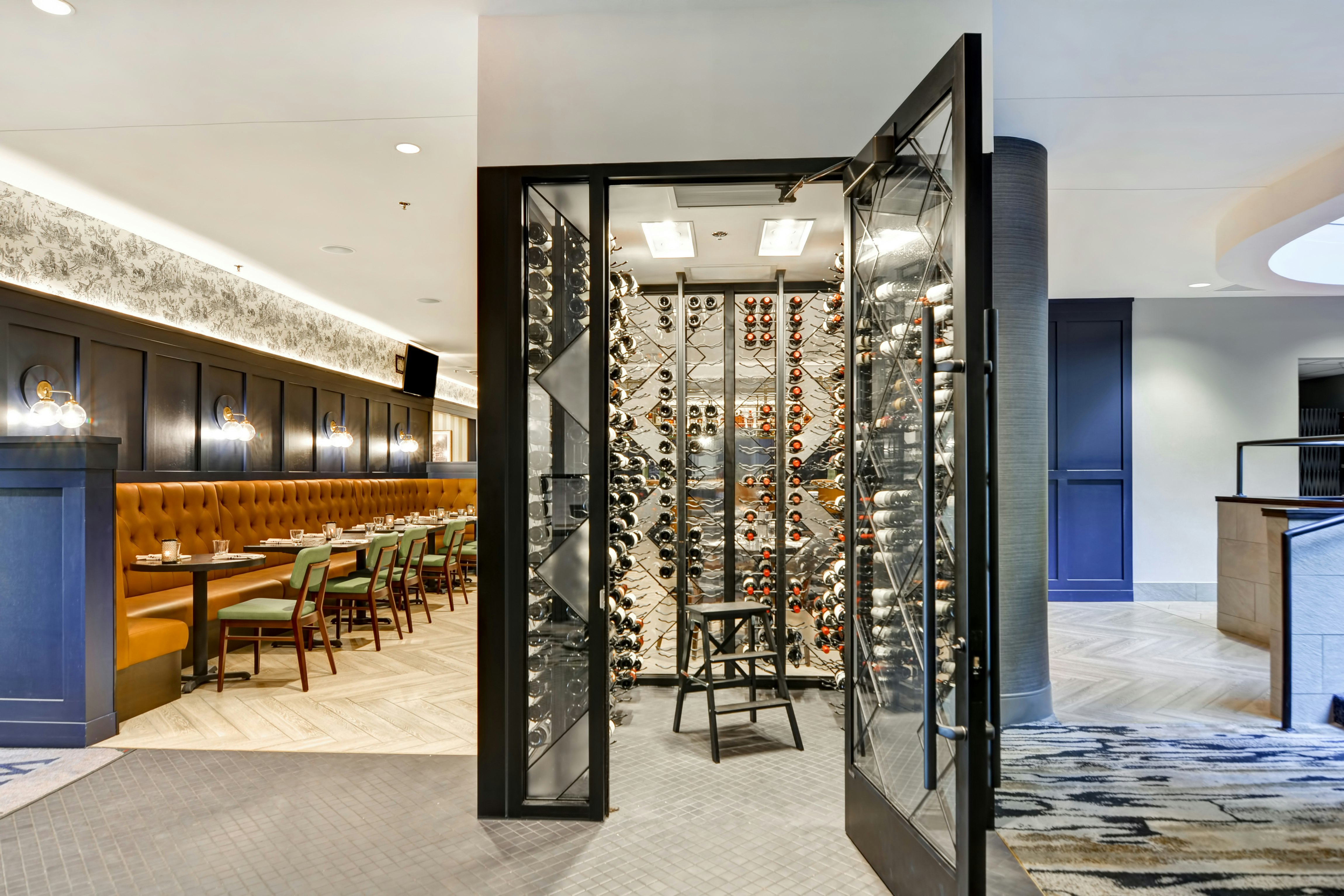 Embassy Suites by Hilton Minneapolis Airport 38/57