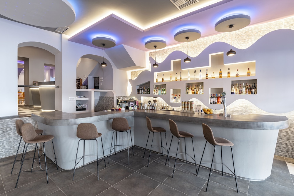 Nep Center Hotel 30/47