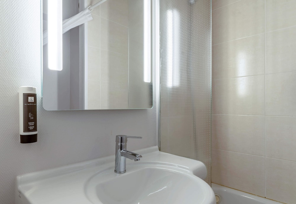 B&B HOTEL Le Havre Harfleur 1 46/46
