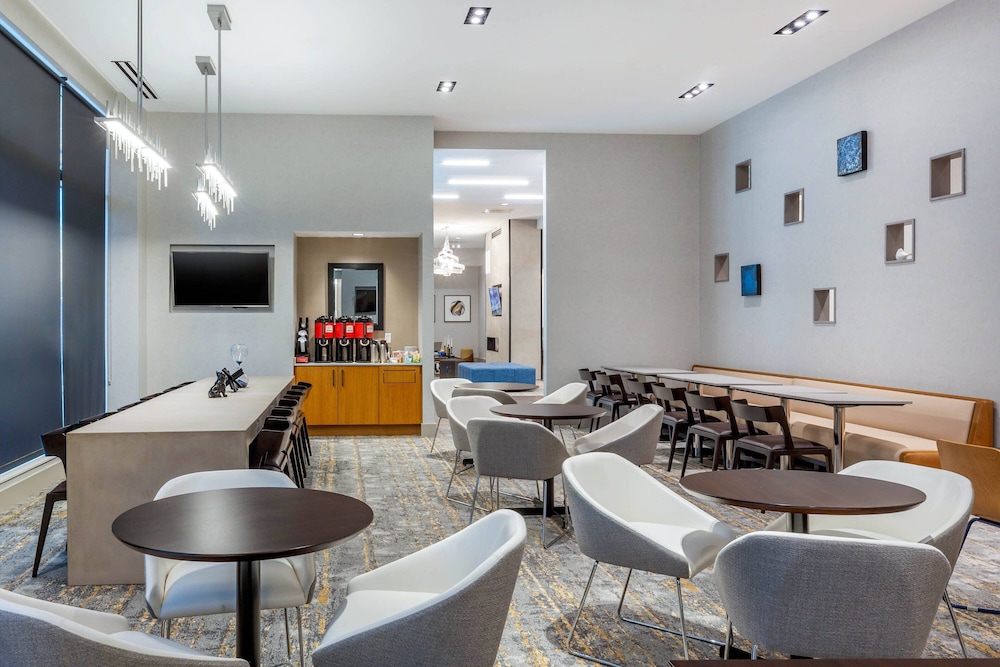 Residence Inn Providence Downtown 37/49