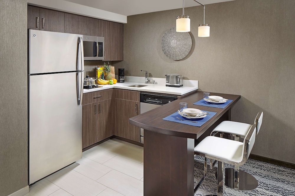 Homewood Suites by Hilton San Diego Downtown/Bayside 58/69