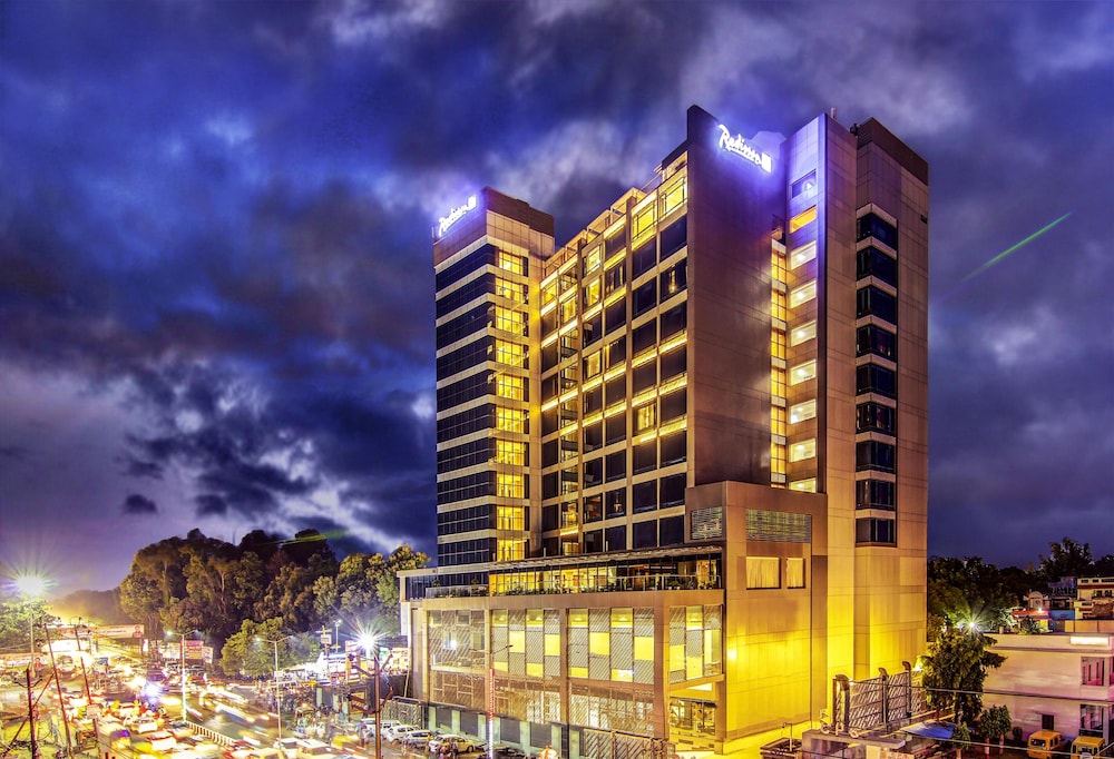 Radisson Blu Gorakhpur 2/50