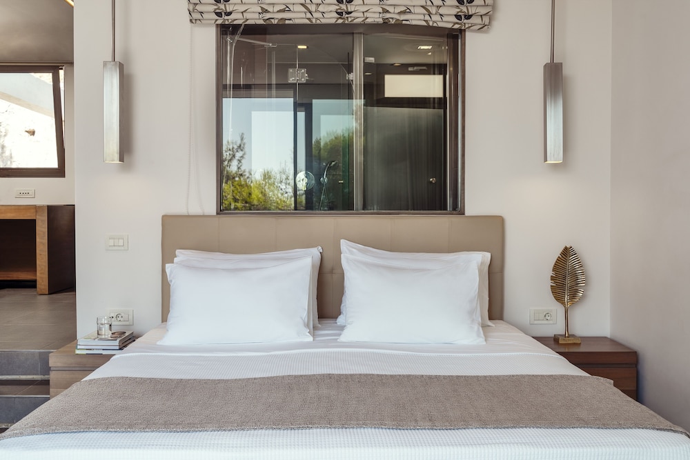 White Rocks Hotel & Bungalows 26/77