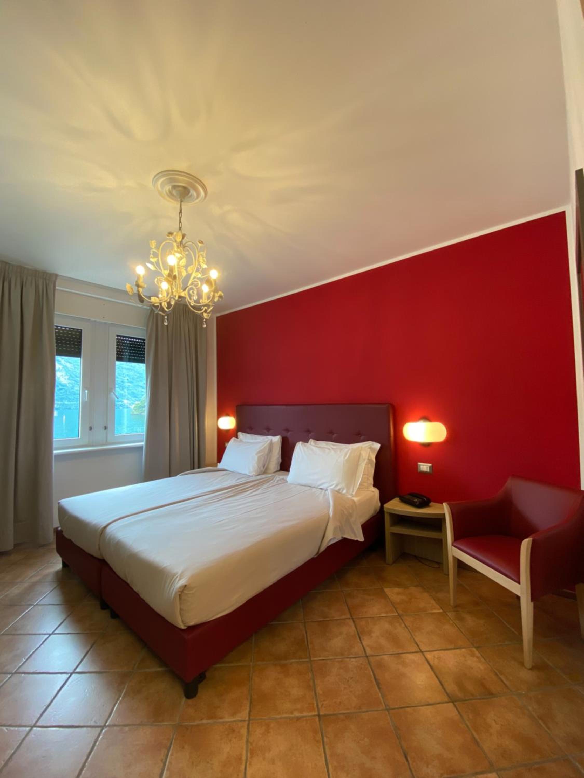 Room, Double Bed, Lake Front