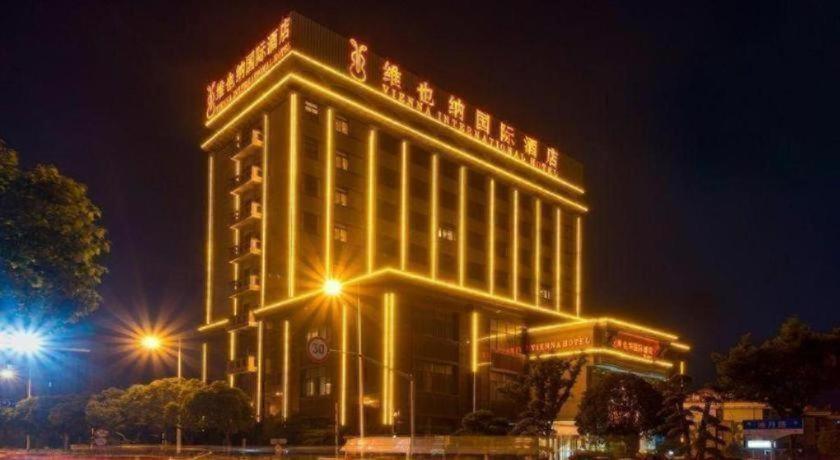 Vienna International Hotel (Shanghai Dishui Lake Lingang New City) 2/64