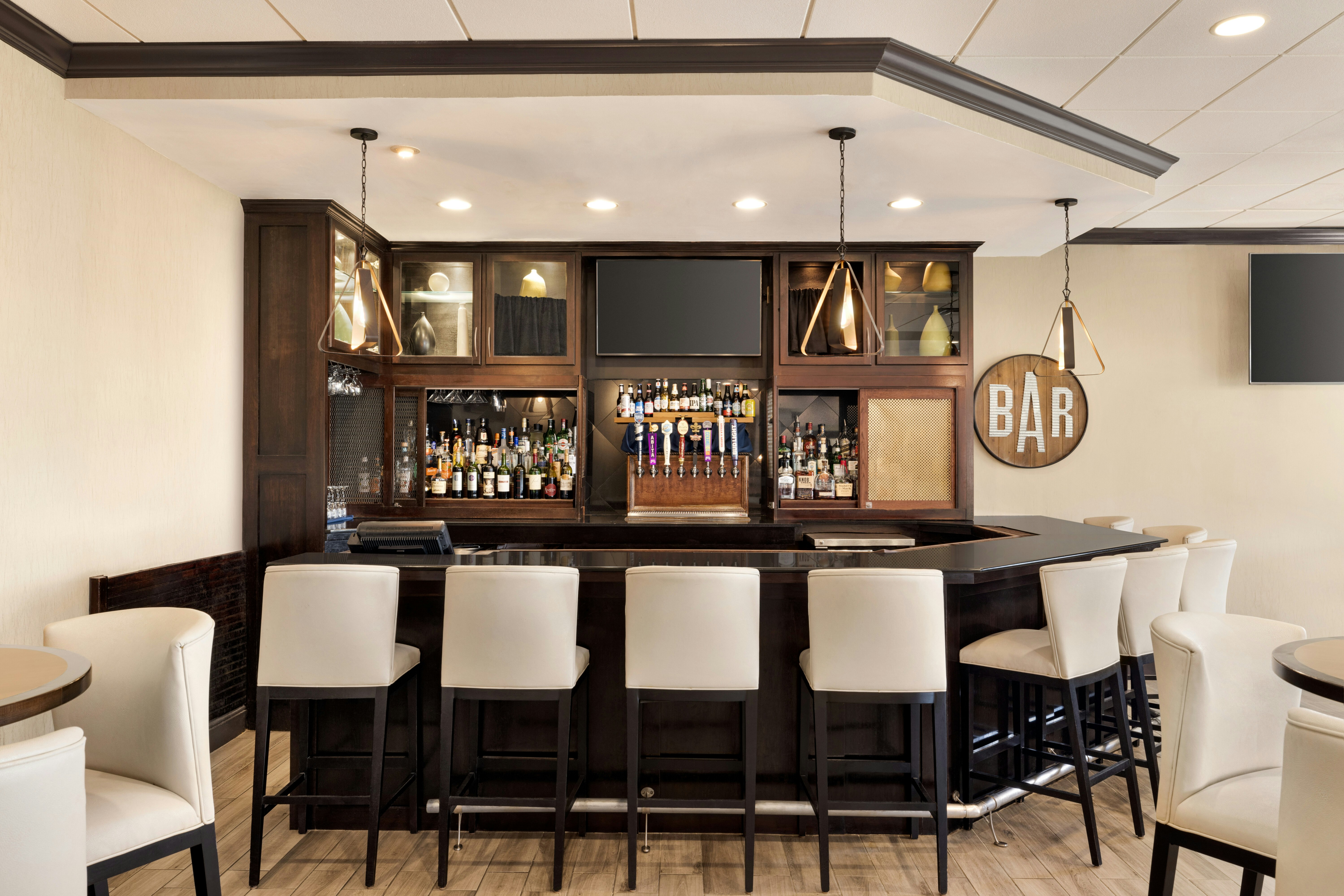 Doubletree By Hilton New Orleans Airport 33/58