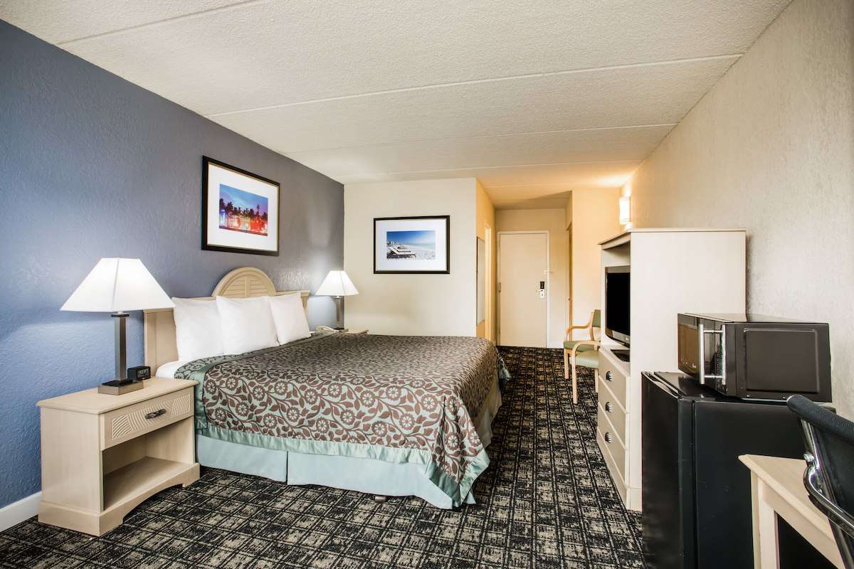 Days Inn by Wyndham Caddo Valley Arkadelphia 25/25