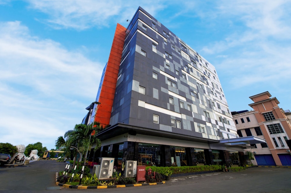 Horu Hotel Mangga Dua (formerly Hotel Neo Mangga Dua) 3/35