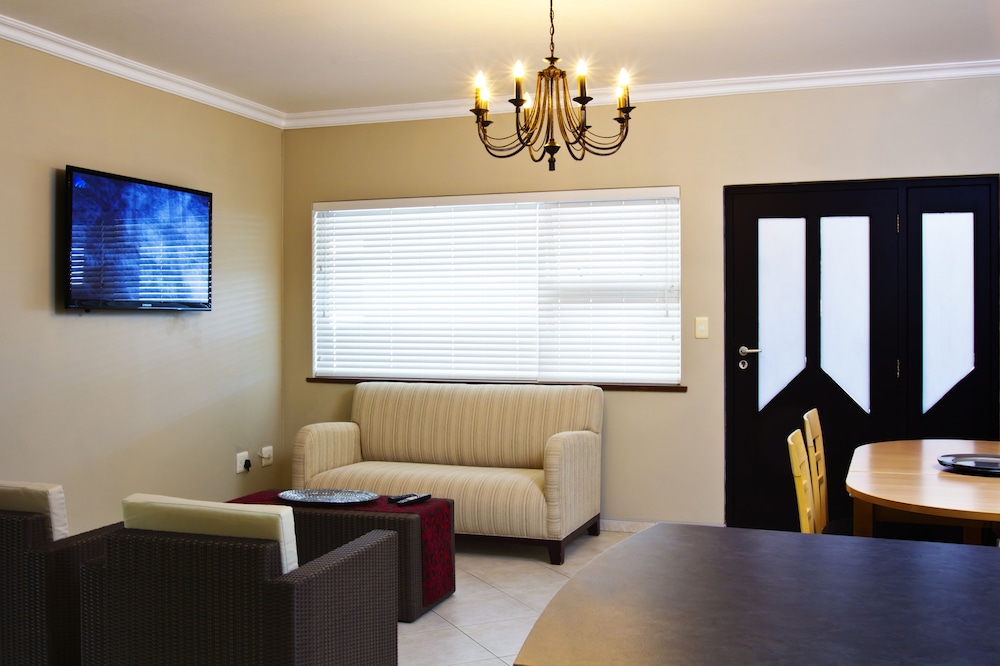 Atlantic Villa Boutique Guesthouse 43/71