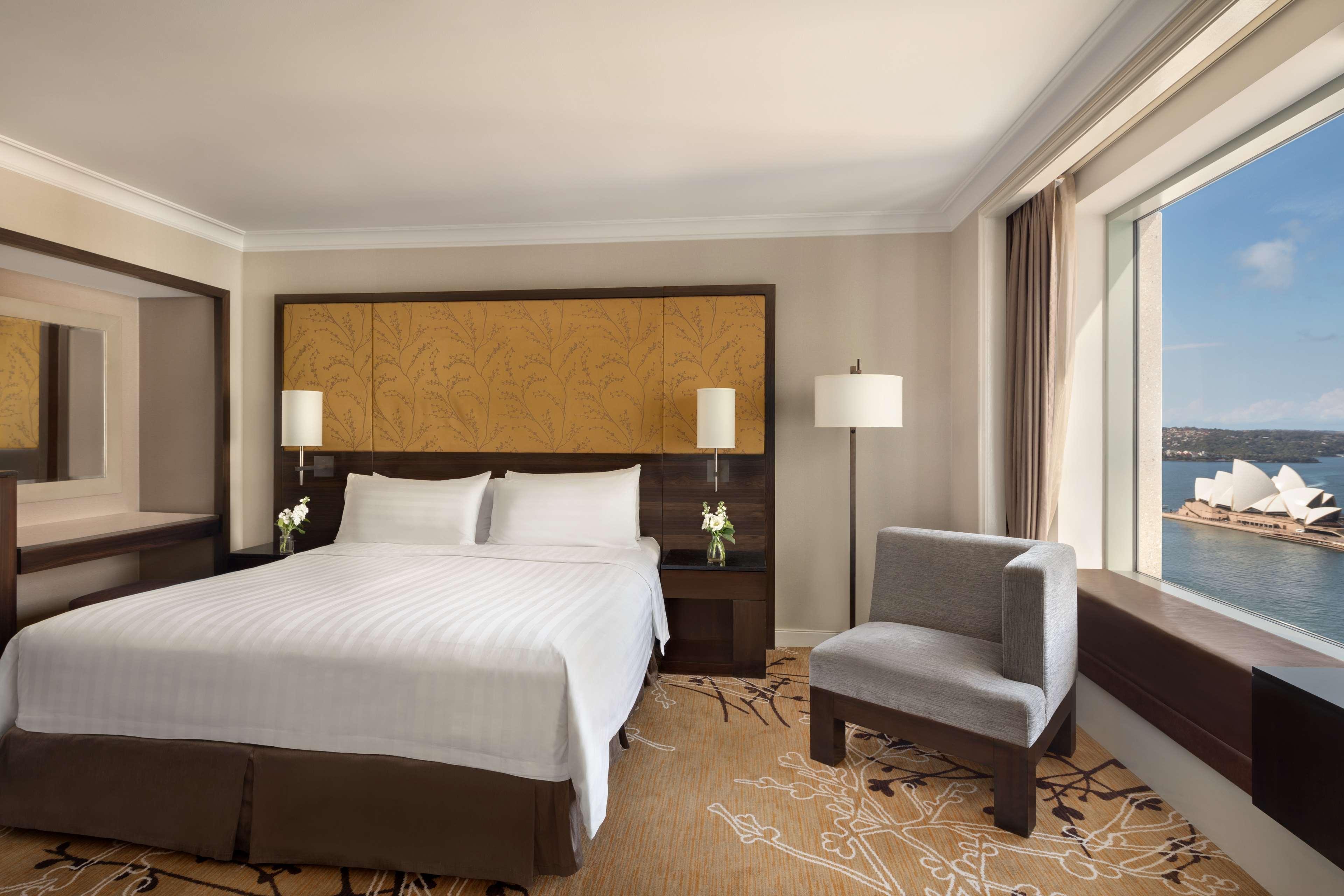 Opera, City, Executive, House, King Bed