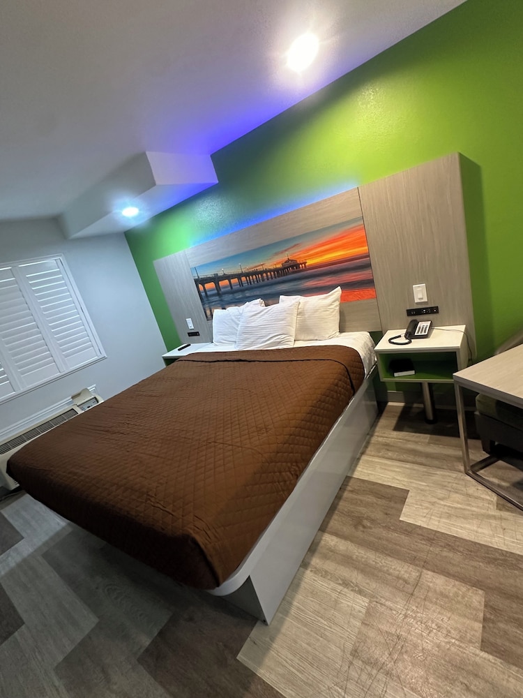 Garden Inn San Gabriel 34/57