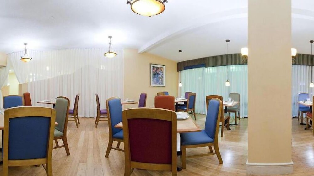 restaurant-cafeteria