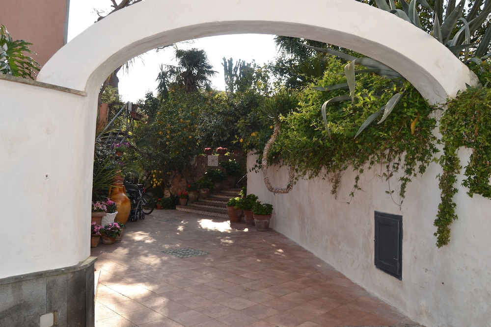 Hotel Tirreno Residence 25/50