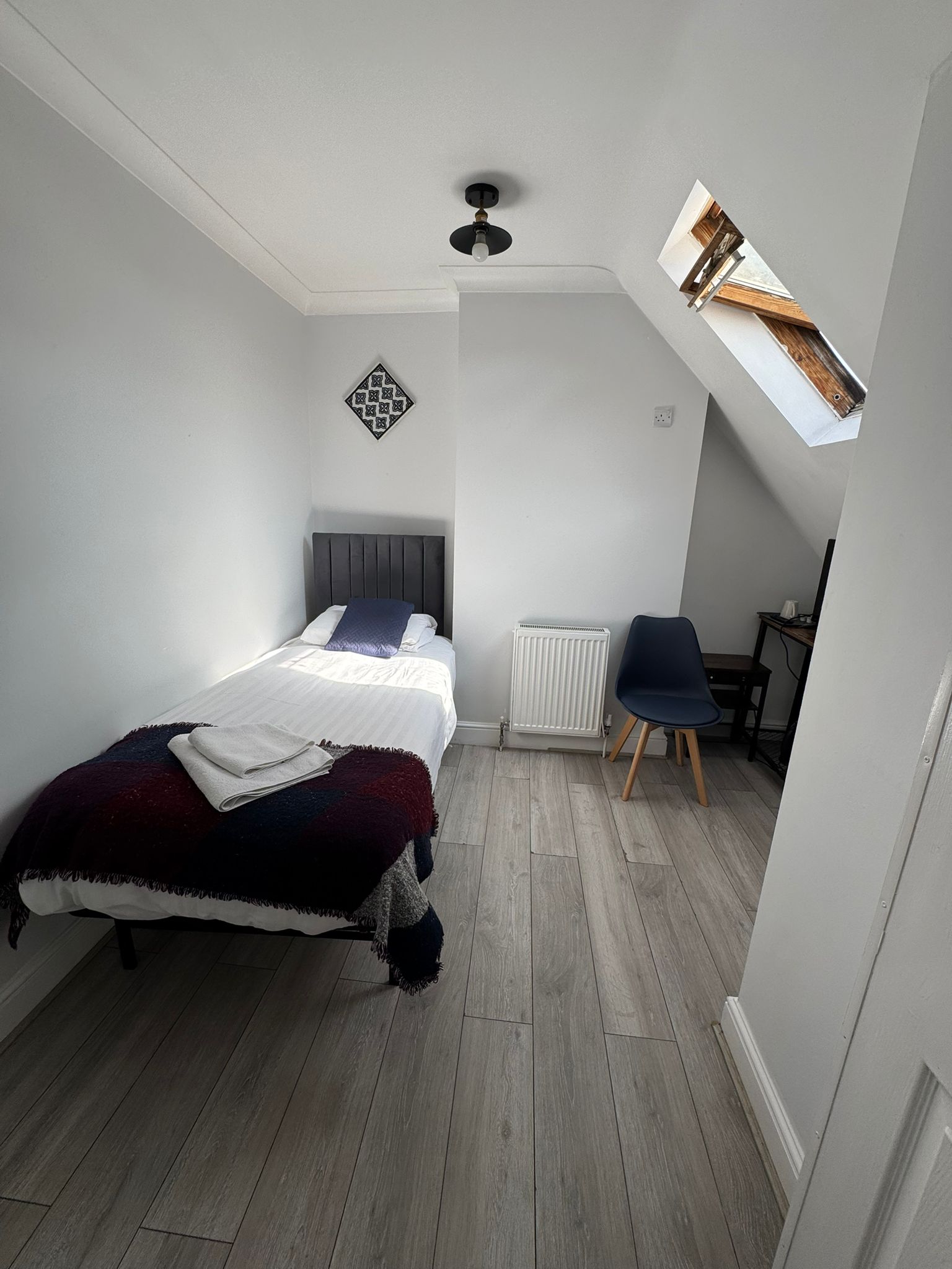 Room, Single, External Bathroom