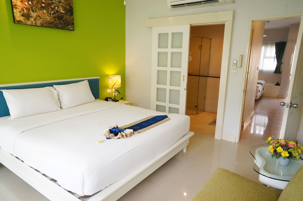 The Beach Boutique House 25/65